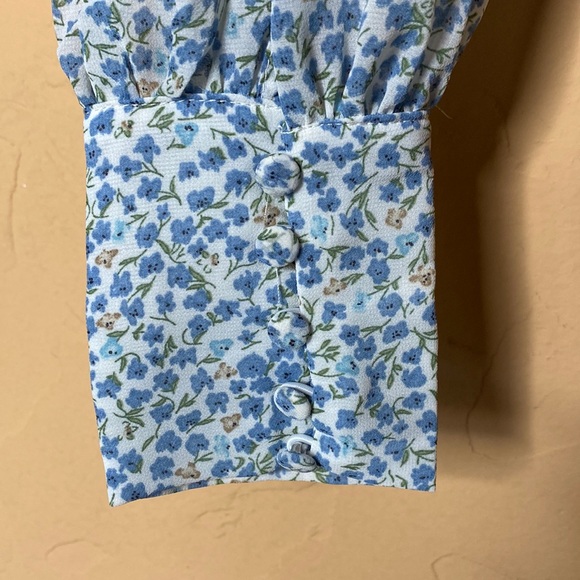 NWOT Showpo 2 piece ruffle skirt set w/ Cropped Blouse - Picture 9 of 15